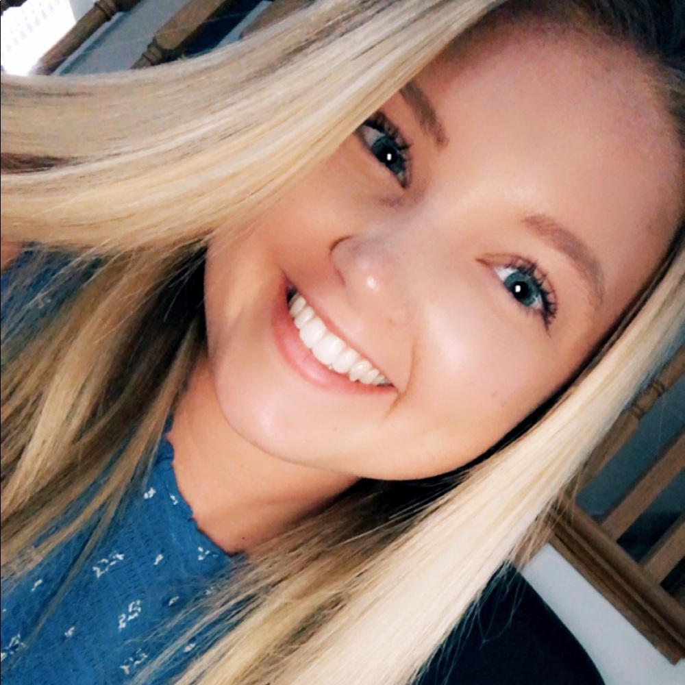 Meet your Posher, Hannah